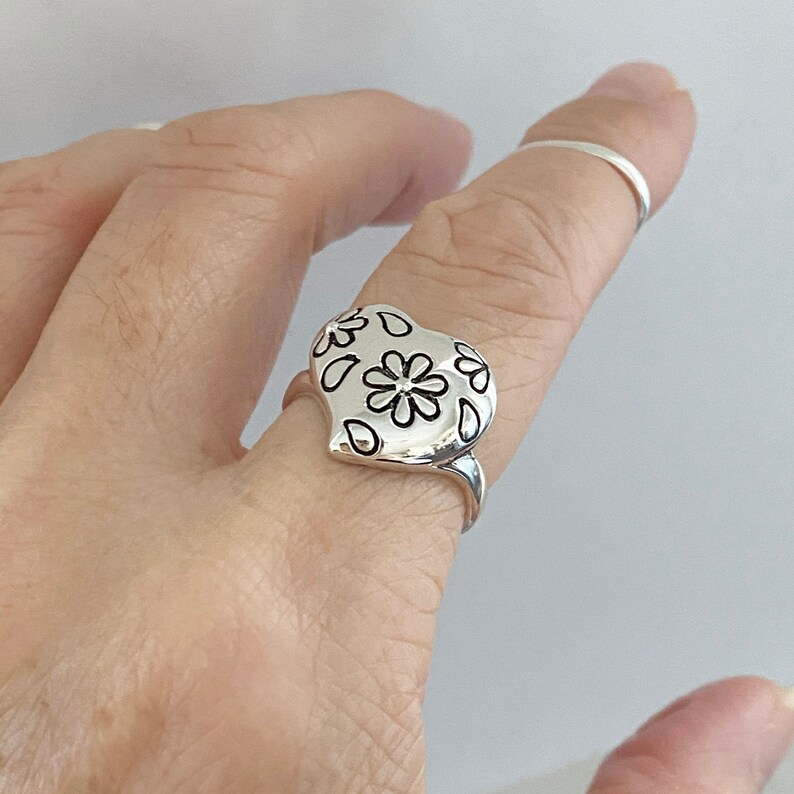 Silver Ring Sterling Silver Daisy Puffy Heart Ring Love Ring Flower Ring
