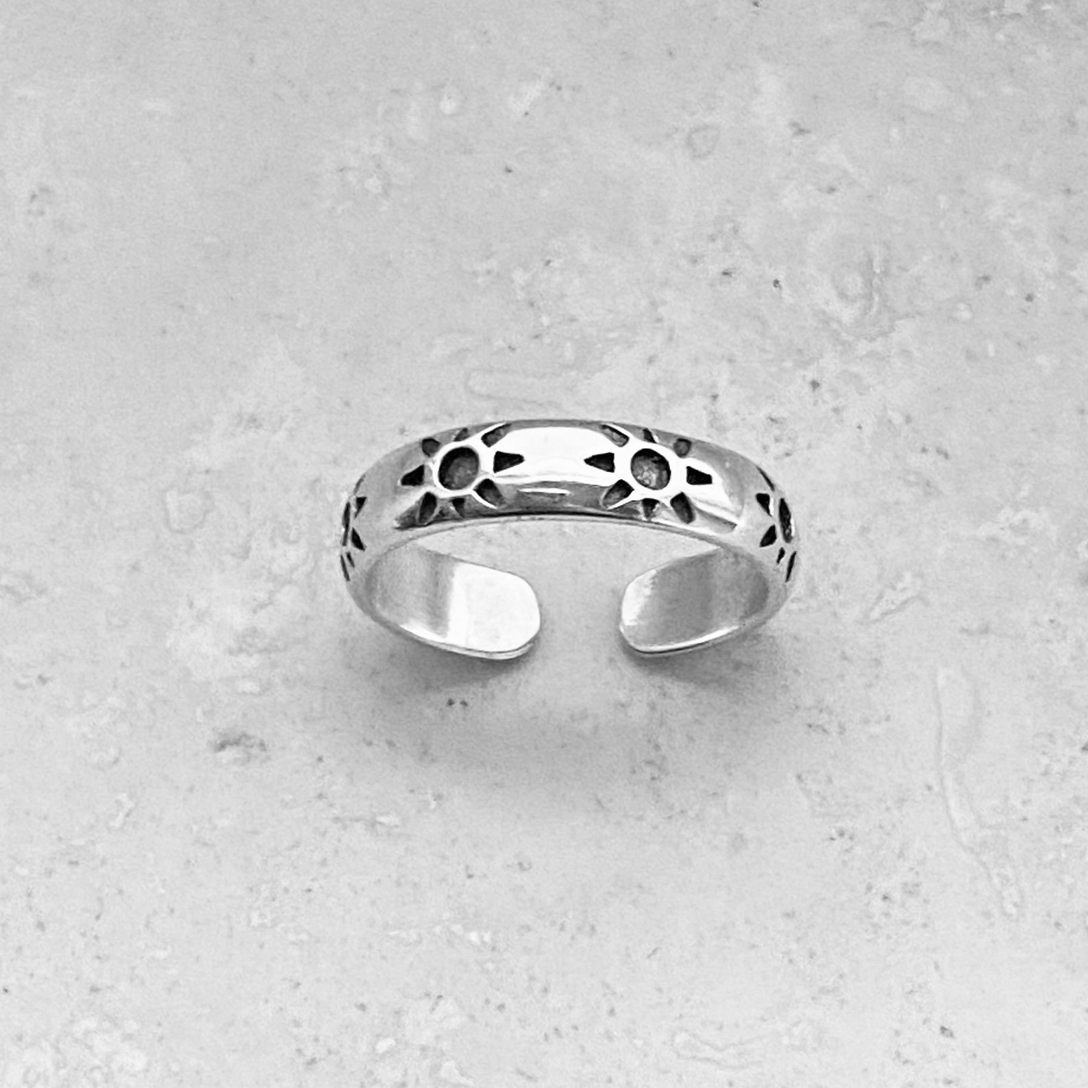 Sterling Silver Sunshine Band Toe Ring Silver Ring Midi Etsy
