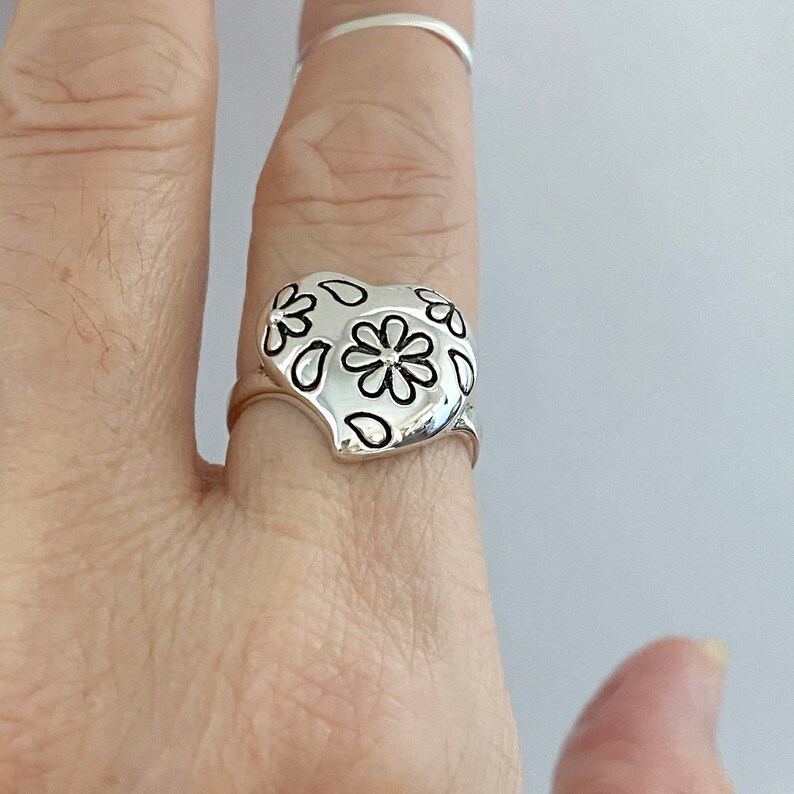 Silver Ring Sterling Silver Daisy Puffy Heart Ring Love Ring Flower Ring