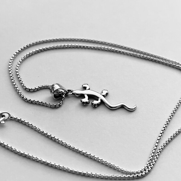 Sterling Silver Unisex Little Lizard Necklace, Reptile Necklace, Silver Necklace, Gecko Ring, Animal Ring