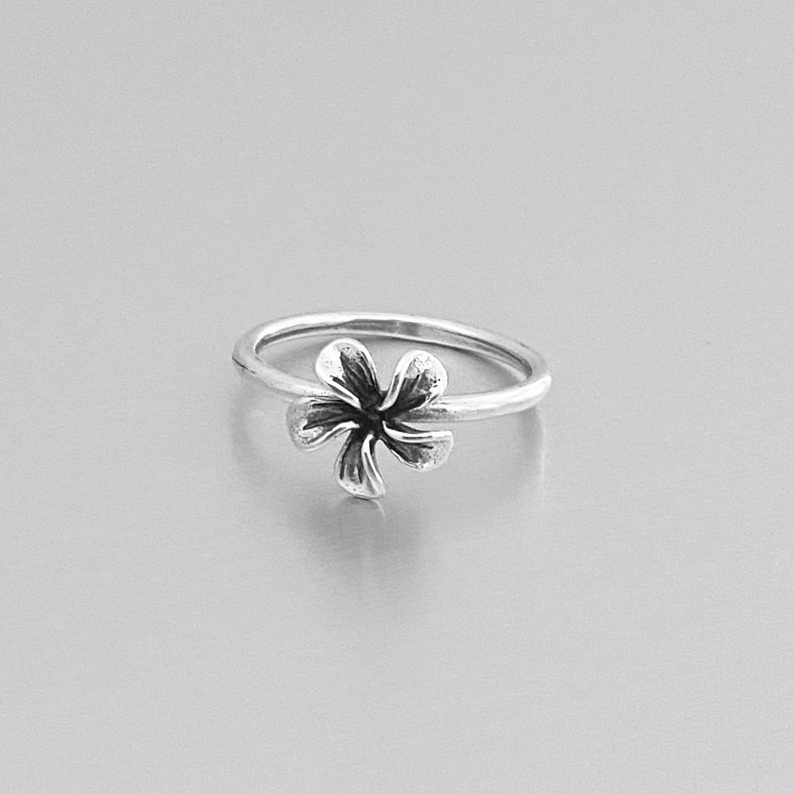 Sterling Silver Lily Flower Ring Lily Ring Silver Ring Etsy