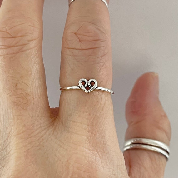 I Love You Letter Heart Charm Rings (Ri-HQ1055-A) - China Letter Ring and  Hear Ring price | Made-in-China.com