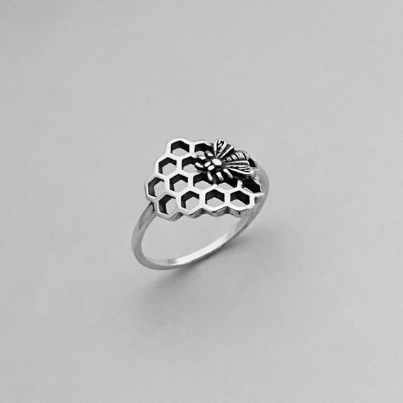 Bee and Honeycomb Ring Sterling Silver 925 Oxidized Face Height 13 mm Size 5