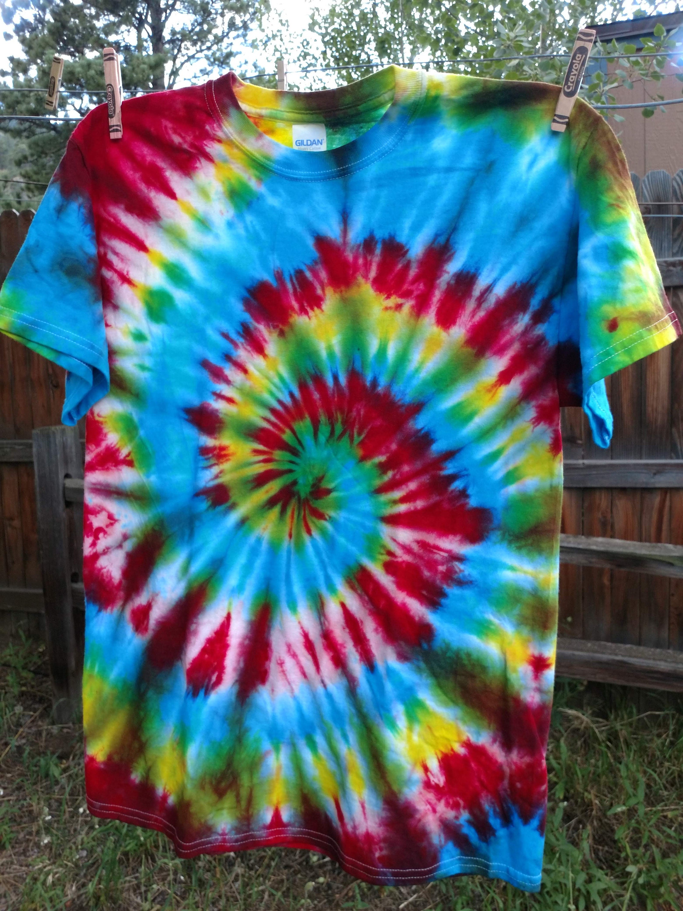 Tie-Dye T-shirt Medium | Etsy