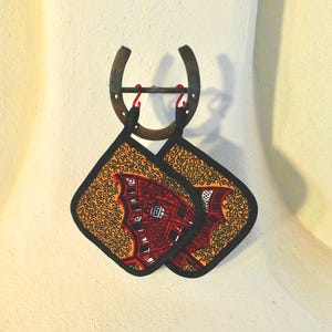 Vlisco Wax Block Hot Pads: Umbrella Shoe Print, Set of 2