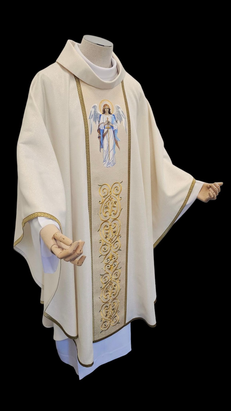 Chasuble St Michael Archangel Vestment Embroidered Messgewand ...