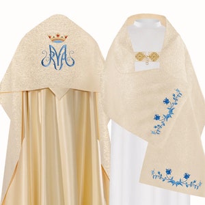 Marian humeral veil vestments