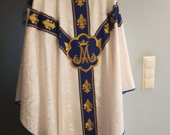 Marian chasuble vestments