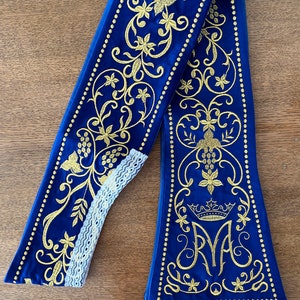 Marian blue velvet Roman table vestments