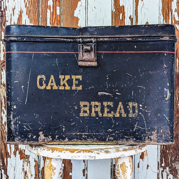 Antique Bread Box - Antique Bread Tin - Antique Kreamerware Bread Kitchenware Vintage Farmhouse Decor Vintage Bread Tin Vintage Bread Box