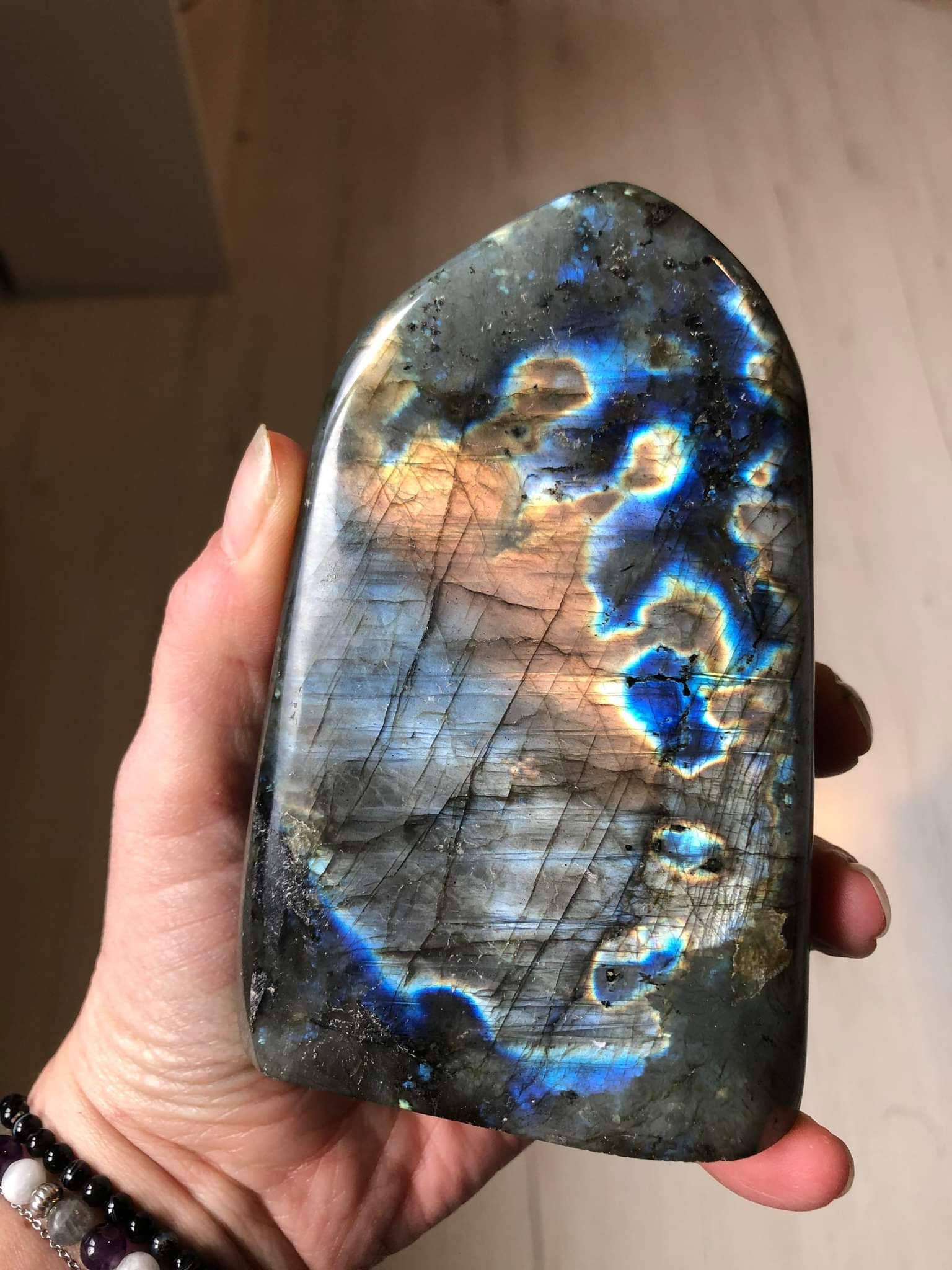 Bloc De Labradorite 946