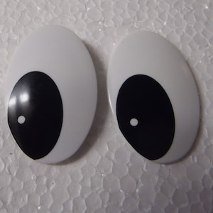 Comical Oval eyes,  1 pair safety eyes,  Animal eyes,  oval eyes , puppet  eyes, Darice 46mmx30mm oval eyes