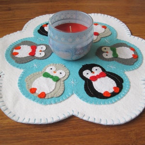 PDF PATTERN: Penguin Penny Rug Wool Applique sewing tutorial - felt candle mat pattern - DIY Decoration - Holiday accessory - Christmas