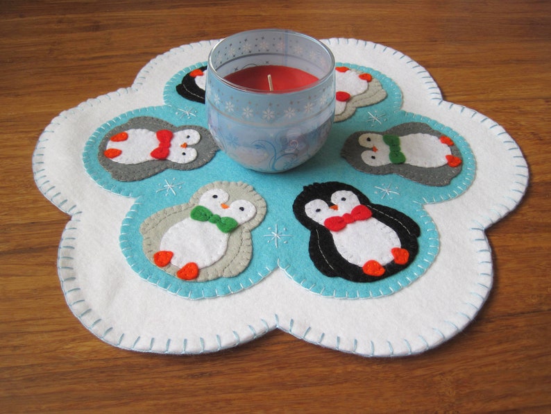 PDF PATTERN: Penguin Penny Rug Wool Applique sewing tutorial felt candle mat pattern DIY Decoration Holiday accessory Christmas image 1