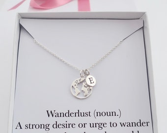 Cadeau de bijoux de collier Wanderlust, collier initial personnalisé de carte du monde, cadeau de bijoux de collier de voyage d'aventure pour le collier de globe d'ami