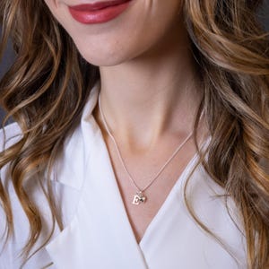 Colar inicial de prata esterlina, colar de coração personalizado, joias para mulheres, colar de letras de prata delicadas, colar de monograma personalizado