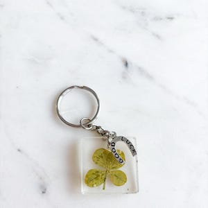 Four Leaf Clover Keychain, Resin Charm, Good Luck Charm, Thoughtful Gift, Good Luck Gift for, Keychain Cool, Artisan Handcrafted Gift
