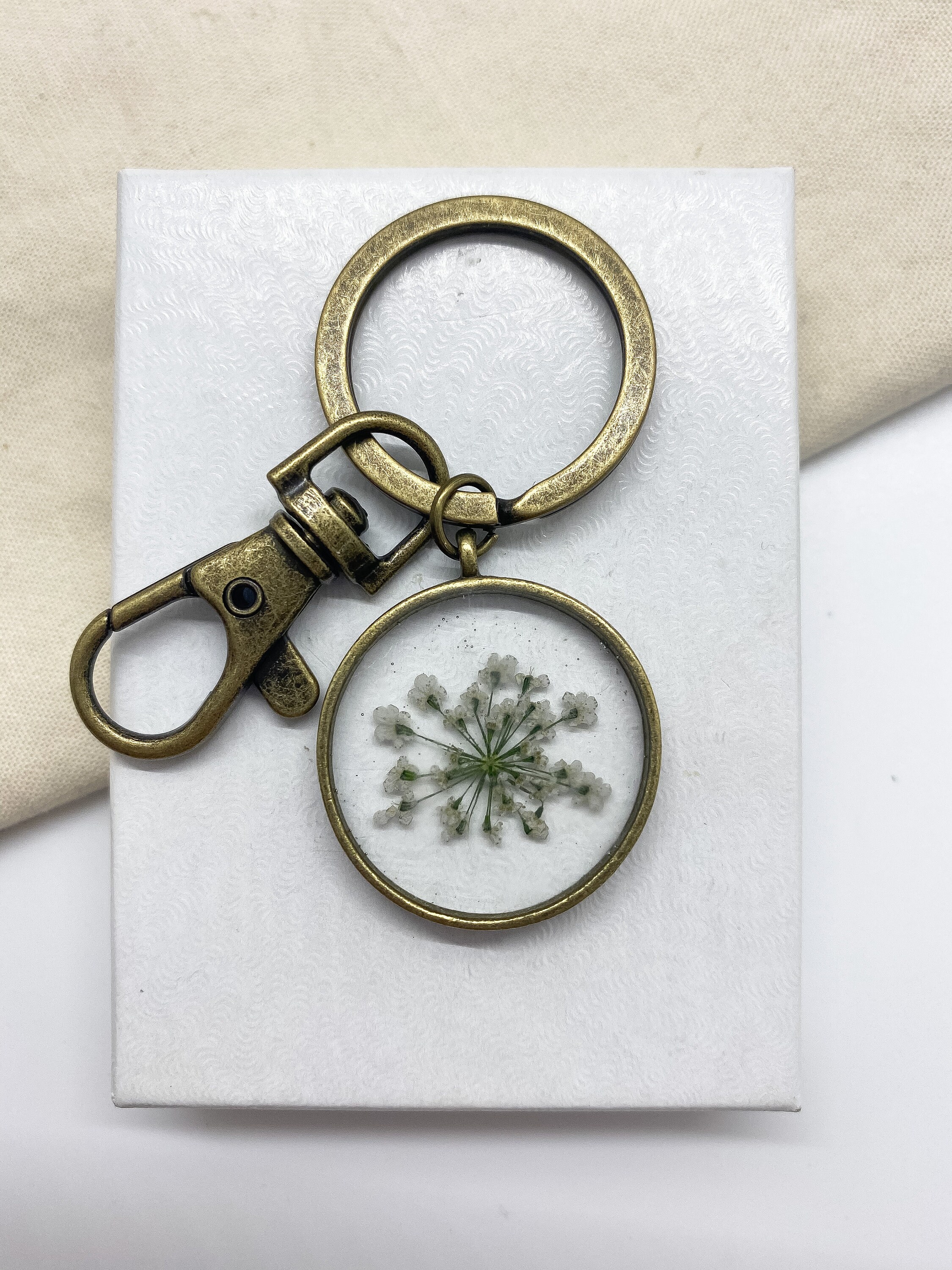 Pressed Flower Keychain Queen Anne's Lace Gift Floral Etsy
