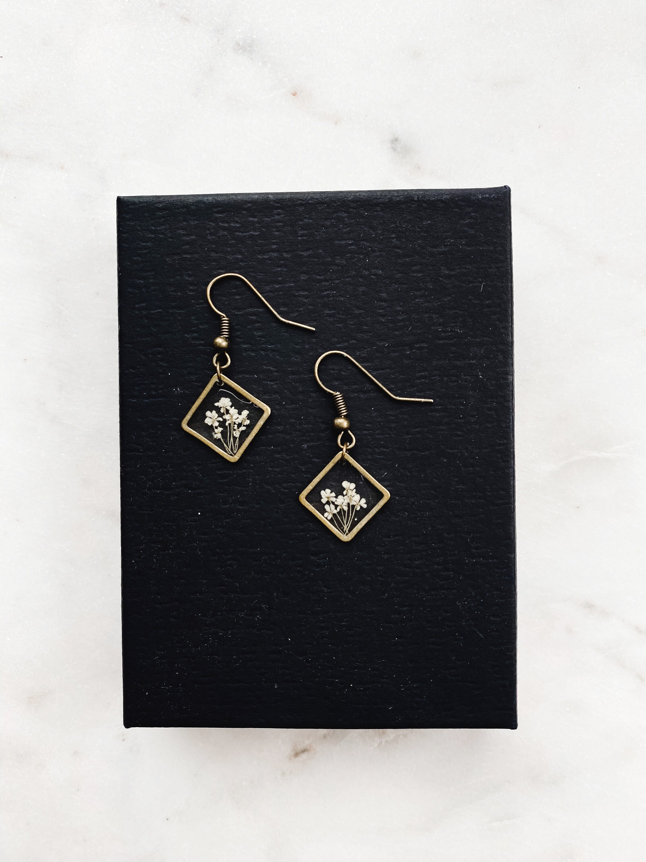 Pressed Flower Resin Earrings Tiny White Flower Earrings Etsy