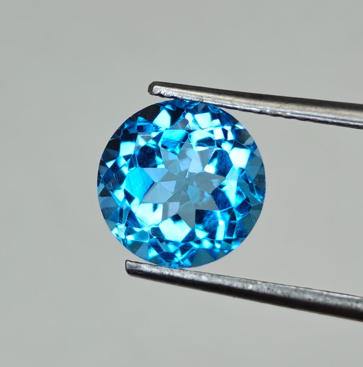 3.80 Carat Natural Topaz Stone, Loose Topaz, Round Faceted Topaz