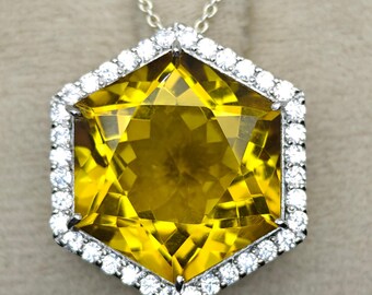 Hexagon honungskvartshänge i 925 silver | 19 mm fasetterad naturlig sten | Honungsgul ädelstenshalsband med kedja | Unisex kristallhänge