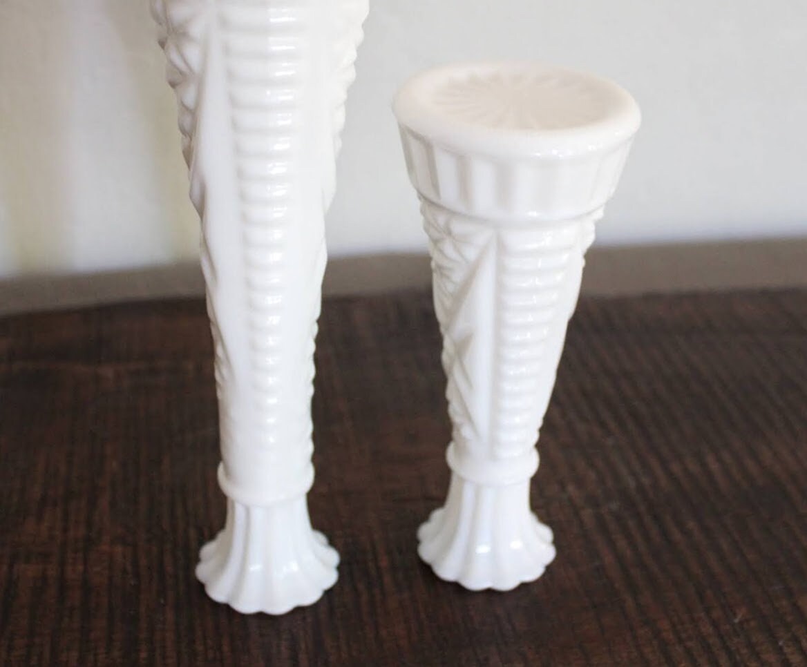 White Milk Glass Bud Vases Set of 2 Vintage Glass Flower Etsy