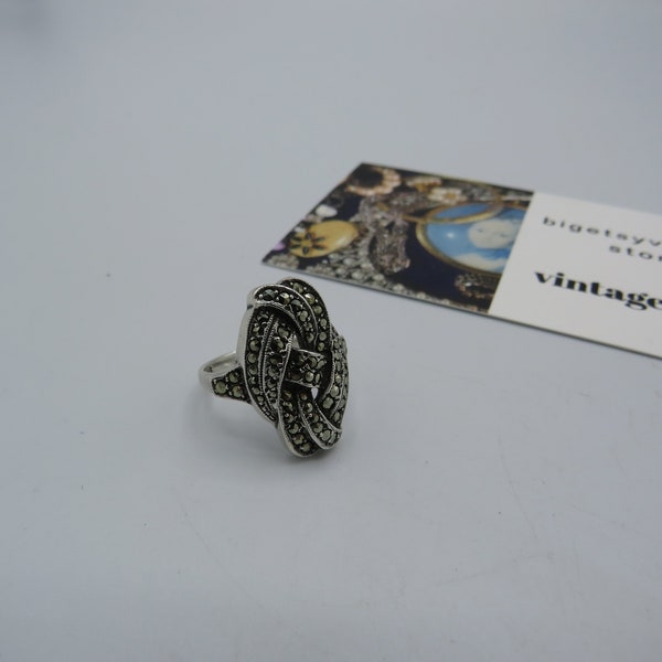 amazing vintage solid silver cocktail ring, stunning design with marcasite stones, ring size K, stunning design with all stones