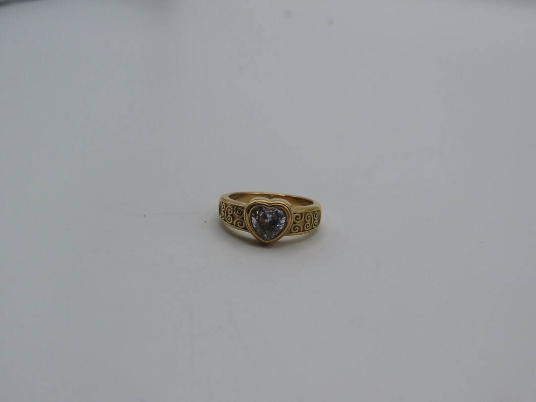 Stunning Gold Tone Statement Ring With Beautiful Shoulder Etsy UK