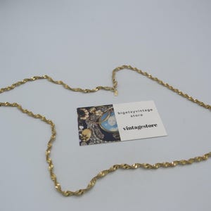 LADY REMMINGTON signed LR gold plated necklace chain, twisted fancy link, great condition, 30-inches in length