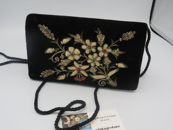 superb vintage black velvet hand bag with beautif… - image 1