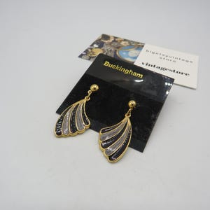 bellissimi orecchini pendenti vintage color oro di BUCKINGHAM, confezione originale, splendido design con smalto nero e argento...