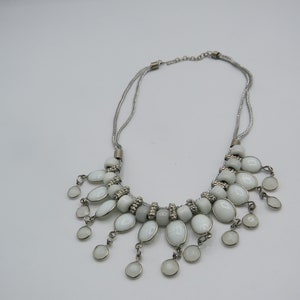 amazing vintage silver tone eastern style necklace with bezel set stones and stone beads , silver tone metal woven chain , amazing piece....