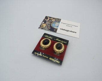 gorgeous vintage Andre Monique 22kt gold plated clip on earrings, nickel free, original card, beautiful design, black cabochon, 2.2cm length