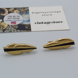 amazing vintage gold tone MONET signed gold tone leaf / feather clip on earrings with black enamel detailing, statement, 3.5cm length