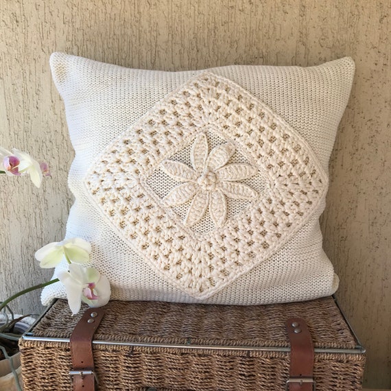 White knit pillow cover hot sale