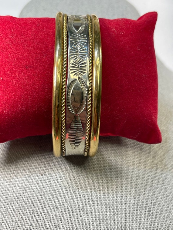 Al Toadacheene Vintage Native American Navajo Sterling Silver Sun Stamp Bracelet Al Toadacheene Vintage Native American Navajo Sterling Silver Sun Stamp Bracelet