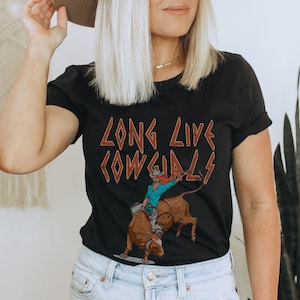 Western Graphic T-shirt Vintage inspired Western Clothing for woman Retro Western tee Cowgirl shirt vintage style horse Rodeo shirt Cowboy
