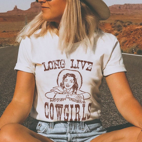 Western Graphic T-shirt Vintage inspired Western Clothing for woman Retro Western tee Cowgirl shirt vintage style horse Rodeo shirt Cowboy