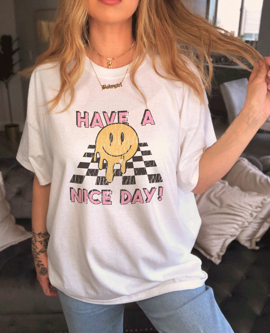 happy face tee