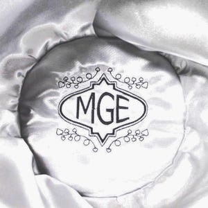 Doublure de chapeau de mariée en satin pour chapeaux western ou fedora avec monogramme (HV263)
