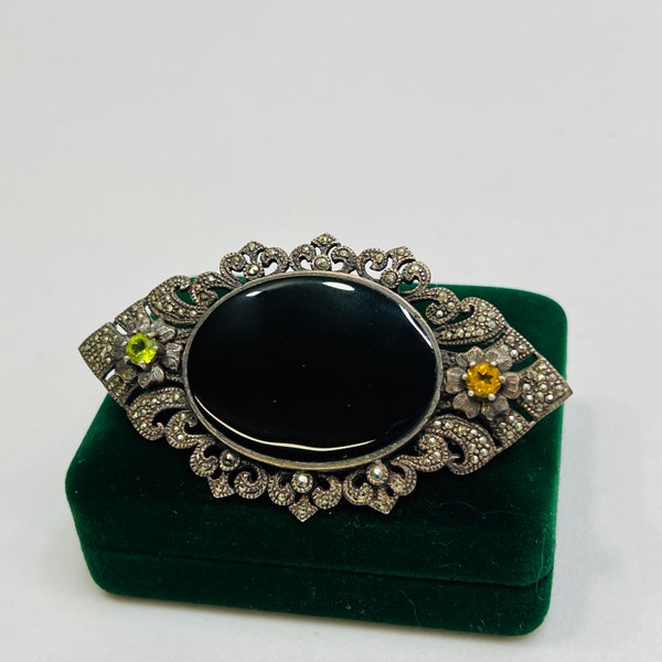 Antique Brooch 925 Sterling Silver with Large Oval Onyx Gemstone, & Prong Set Peridot, Citrine, and Marcasite Gems Victorian Style Setting