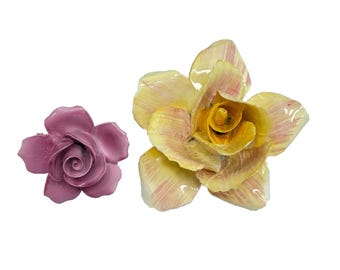 Épingles vintage 2 broches florales Royal Adderly Jaune, Rose Porcelaine Angleterre