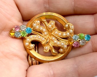 Vintage Mid Century Brooch Rhinestones, Faux Pearls Gold Tone Dainty Pin