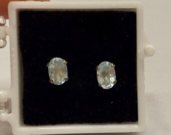 Vintage Petite Oval Blue Topaz Stud Earrings 925 Sterling Silver Dainty Pierced