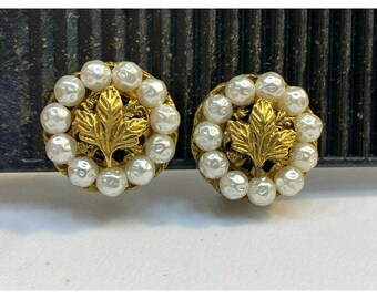 Vintage Signed Celebrity New York Earrings Gold Tone Faux Pearl Clip On Leaf Cluster Mid Century Baroque Gift for Her