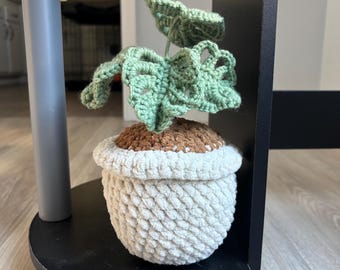 Crochet Monstera Deliciosa – Handmade Faux Houseplant, Crochet Amigurumi Plant, Indoor Decor