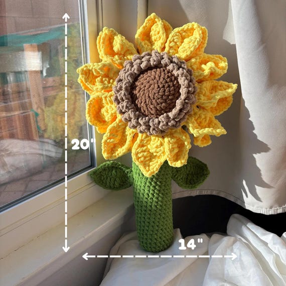 お花の女の子（ひまわり）　あみぐるみ オーダー受付ページです♡ かぎ編み 枯れない花 プレゼント あみぐるみ