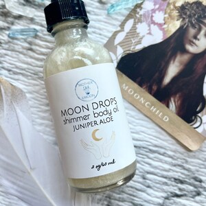 Shimmer Scented Body Oil, Highlighting Drops, Moon Drops