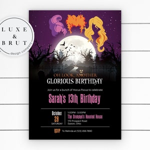 Könnte beinhalten: Lila und schwarze Halloween-Partyeinladung mit Vollmond und drei Silhouetten von Hexen. Der Text lautet "Oh look, another glorious birthday. Join us for a bunch of Hocus Pocus to celebrate Sarah's 13th Birthday. October 28, Saturday, 1:00PM-5:00PM, The Dremmel's Haunted House, 170 Prospect Road, Easton, Ohio. RSVP to Melinda at (123) 456-7890."