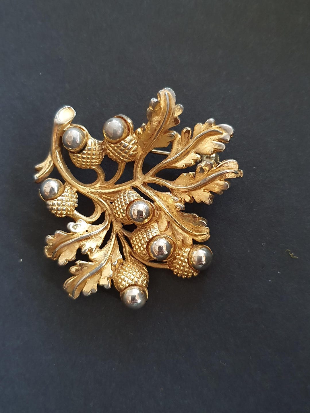 Broche Ancienne En Argent - Motif Gland De Chêne - Bijou Vintage - Occasion